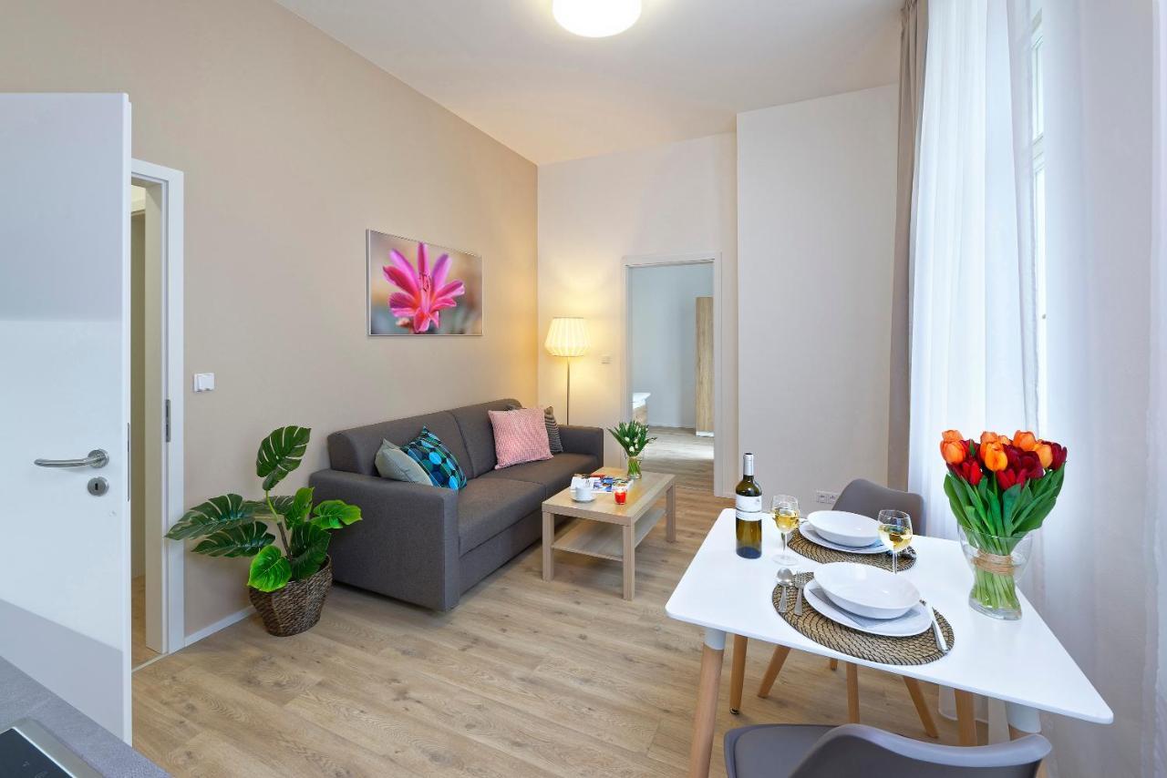 Downtown Suites Jugoslavska Prague Exterior photo