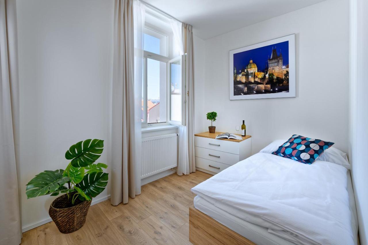 Downtown Suites Jugoslavska Prague Exterior photo