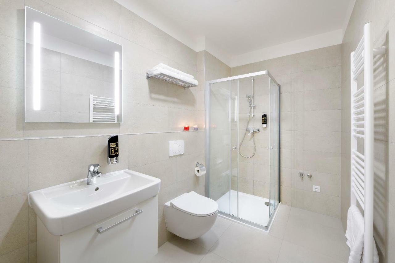 Downtown Suites Jugoslavska Prague Exterior photo